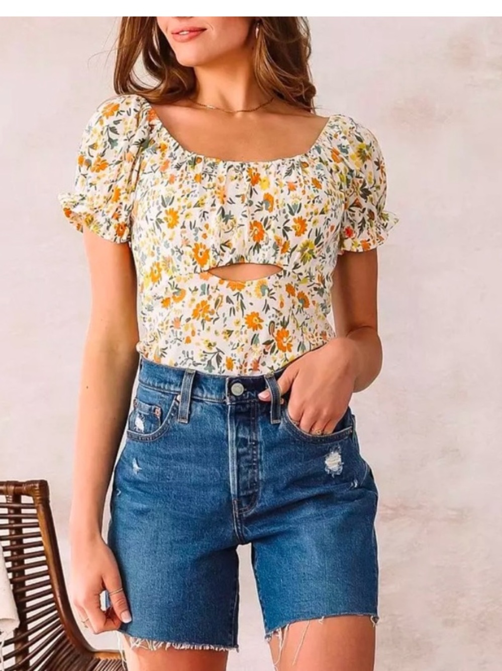 Willow and Root EMMA White Floral Puff-Sleeve Cutout Top